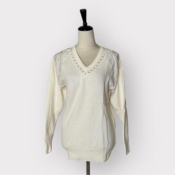 Cervelle Vintage V-Neck Sweater White - Picture 1 of 7